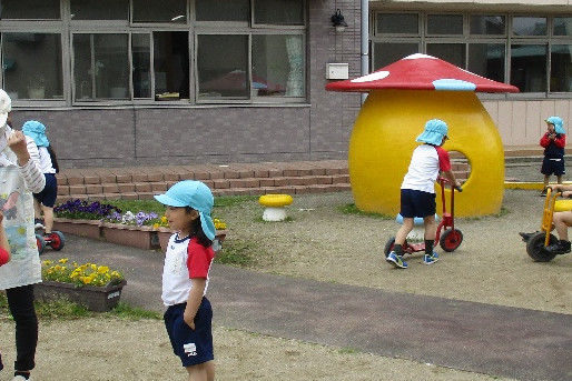 幼保連携型さみどり認定こども園 のびのび幼稚園舎(富山県富山市)