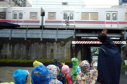 ウィズチャイルド さくらがおか幼保園(東京都多摩市)