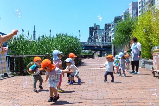 ことぶきクローバーズ保育園(東京都台東区)