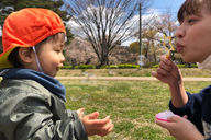 アスイク保育園 薬師堂前