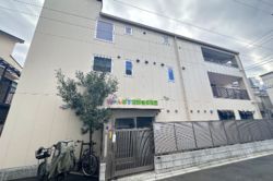 きゃんばす東新宿保育園