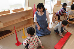 札幌モンテッソーリこどもの家 南1条園