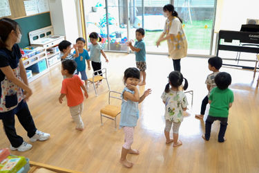 うれしい保育園 三鷹中原の求人画像