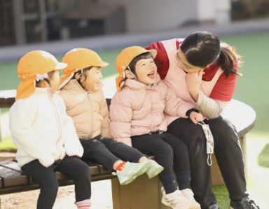 新渡戸文化子ども園(東京都中野区)の様子