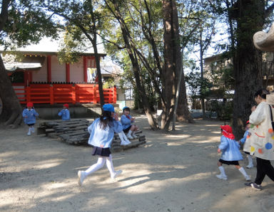 学校法人　亀之森住吉学園　亀之森幼稚園・かめのもり乳児園(大阪府池田市)の様子