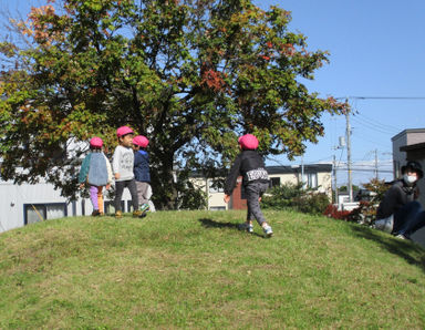 認定こども園札幌杉の子保育園(北海道札幌市清田区)の様子