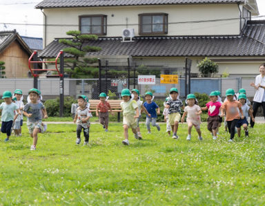 惣社こども園(大阪府藤井寺市)の様子