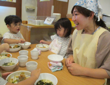 トレジャーキッズあおばおか保育園(大阪府吹田市)の様子