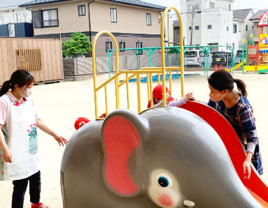 認定こども園ゆうか幼稚園(愛知県岩倉市)の様子
