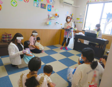 草深こじか保育園施設内ちゅーりっぷルーム(千葉県印西市)の様子