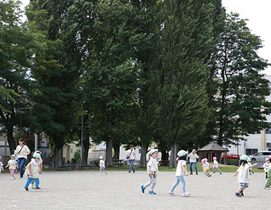 本郷幼稚園(北海道札幌市白石区)の様子