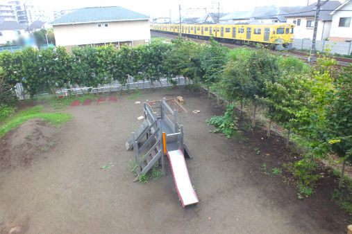 こもれびの森保育園(東京都国分寺市)