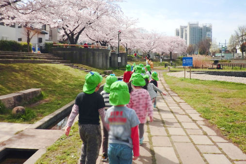 にじいろ保育園 中村一丁目(東京都練馬区)