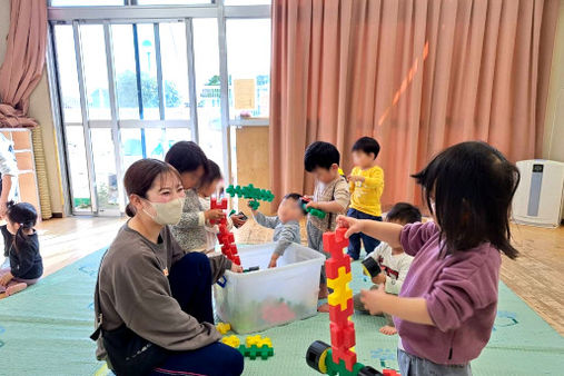 岸和田市立保育所（市立総合通園センター、岸和田市子育て支援センターすくすくランド）(大阪府岸和田市)