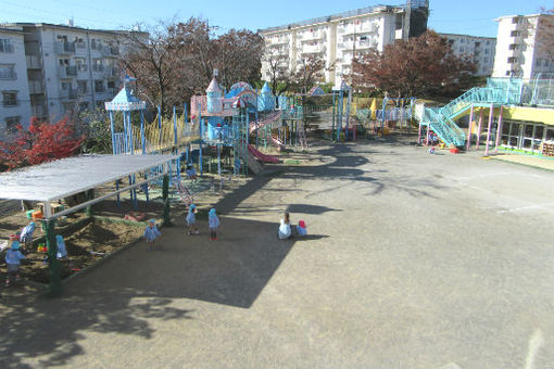 認定こども園もぐさ台幼稚園(東京都日野市)