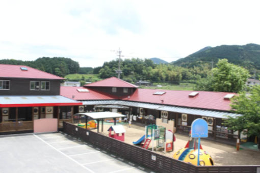 やまびこ幼稚園(福岡県古賀市)