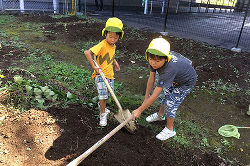 北千住どろんこ保育園(東京都足立区)