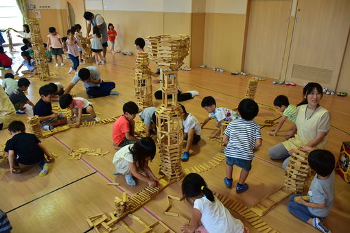 足立区立水神橋保育園(東京都足立区)