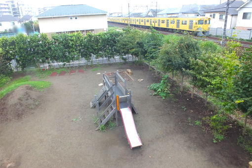 こもれびの森保育園(東京都国分寺市)