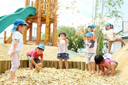 認定こども園はぎのこども園(福井県丹生郡越前町)