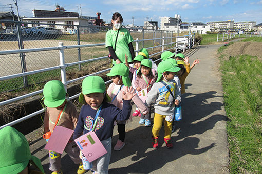 やまのみ保育園(福岡県福岡市東区)