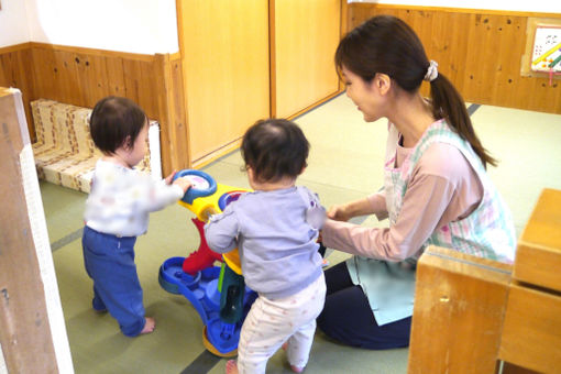 月島聖ルカ保育園(東京都中央区)