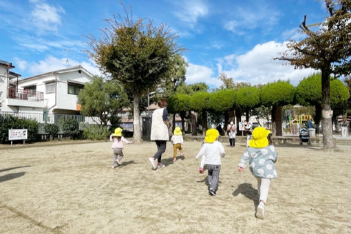 岩田町いるか保育園(大阪府東大阪市)