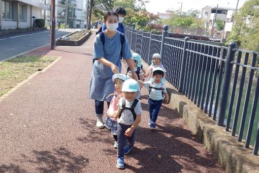 小さな足あと保育園(神奈川県横浜市南区)