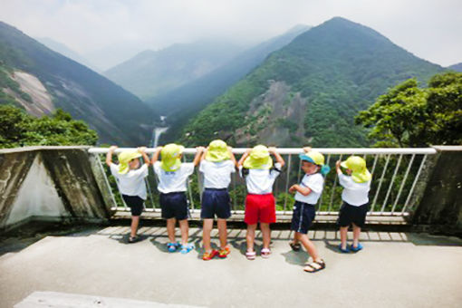 認定こども園すみれ子ども園(鹿児島県熊毛郡屋久島町)