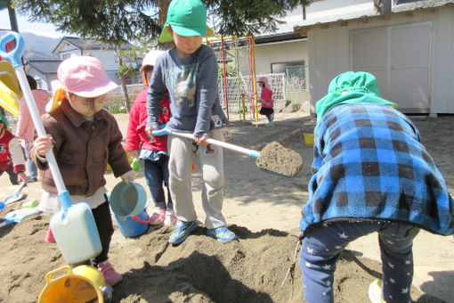 認定こども園めぐみ遠野聖光こども園(岩手県遠野市)