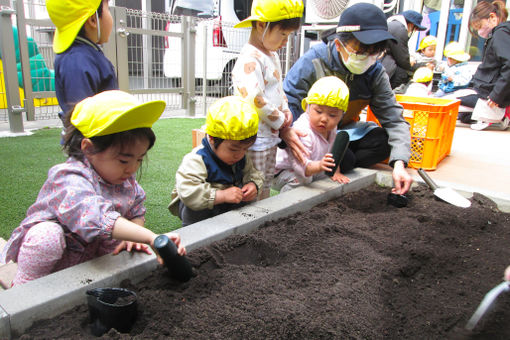 キラキラ乳児保育園(北海道札幌市手稲区)