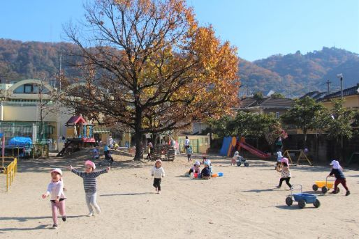 なかよし保育園