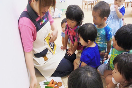 ニチイキッズ柏原保育園