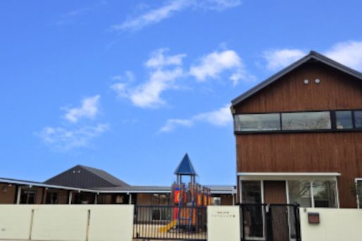 認定こども園 アイリスこども園