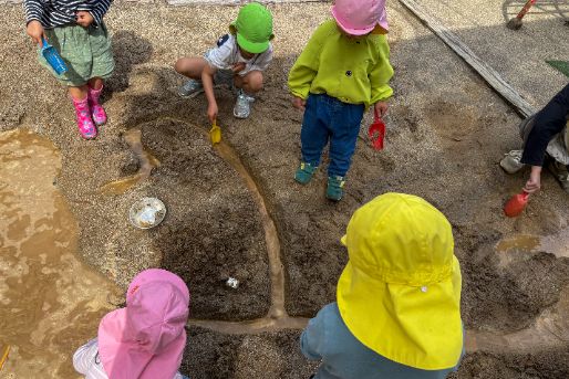 認定こども園 ひがしやまあいじえん(福岡県みやま市)