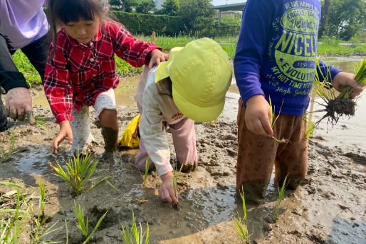 認定こども園 ひがしやまあいじえん(福岡県みやま市)