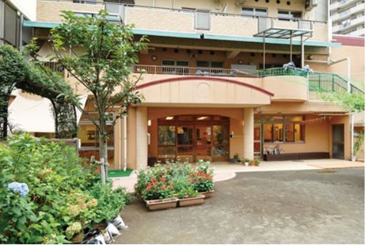 尾久隣保館保育園(東京都荒川区)