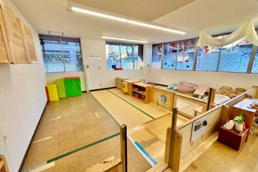 保育室 愛の園(東京都千代田区)