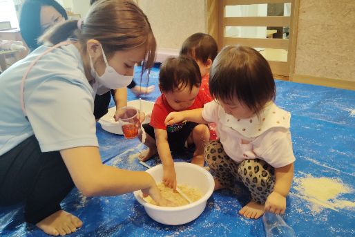 東泉丘ひだまり保育園(大阪府豊中市)
