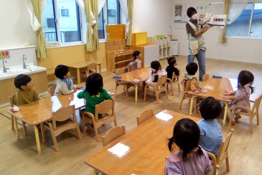 認定こども園にしの(北海道札幌市西区)