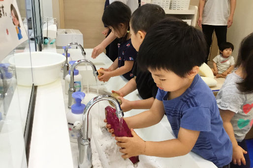 ポピンズナーサリースクール三鷹下連雀(東京都三鷹市)