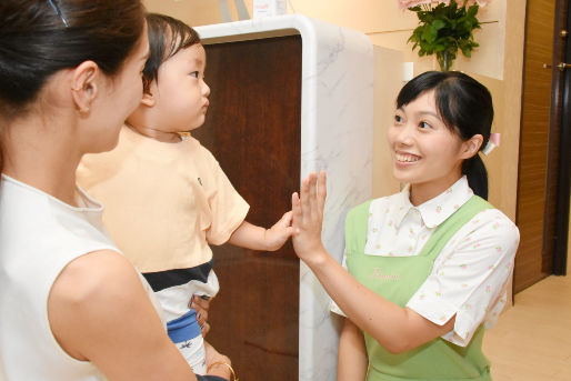 ポピンズナーサリースクール本郷(東京都文京区)