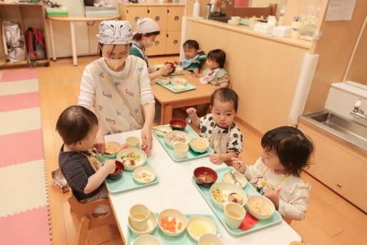 向島ひまわり保育園(東京都墨田区)