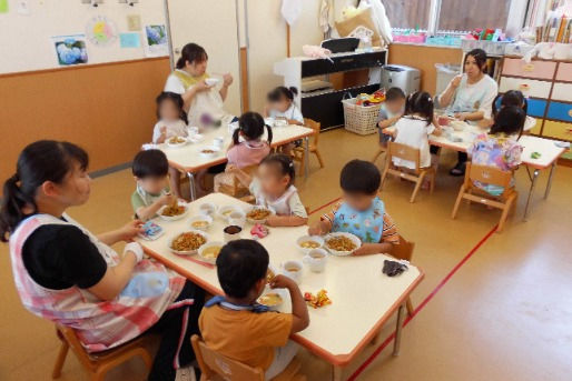 栴檀保育園(三重県鈴鹿市)