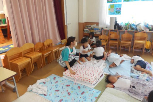 栴檀保育園(三重県鈴鹿市)