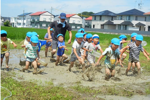 認定こども園 子育てセンターとものもり(静岡県掛川市)