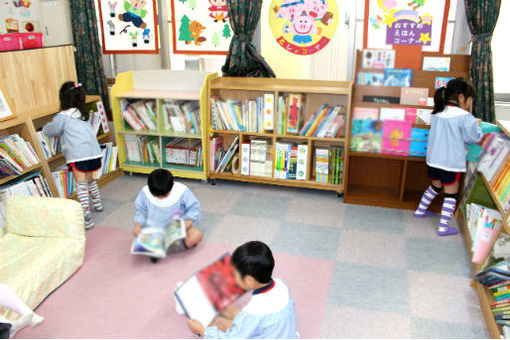 鶴満寺保育所(大阪府大阪市北区)