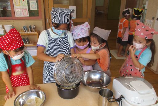 上野ひだまりこども園(大阪府豊中市)