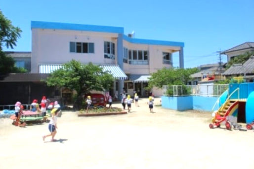 幼保連携型認定こども園小鳩こども園(福岡県大牟田市)