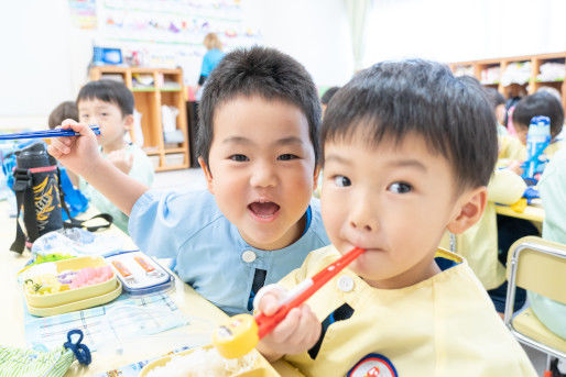Kids Duo International アカデメイア御成門(東京都港区)